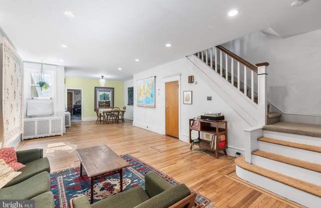 1513 E MOYAMENSING Avenue Gallery 2