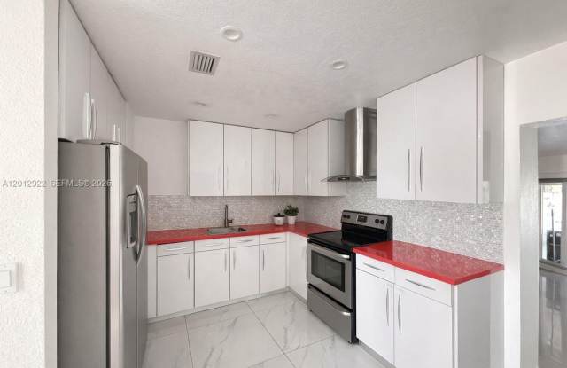 11950 SW 187th Terrace, Miami, FL 33177 photos photos