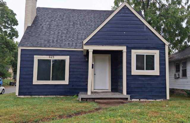 628 W 22nd Street - 628 West 22nd Street, Anderson, IN 46016