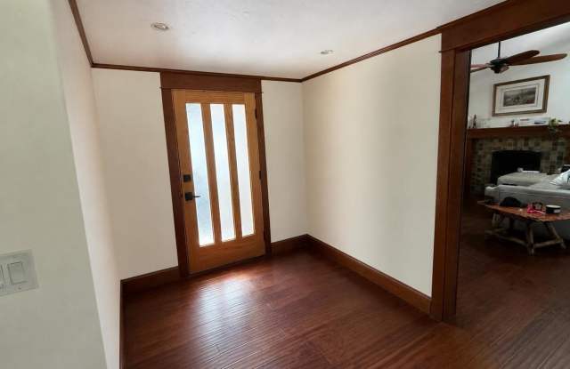 227 Dexter Place Gallery 3