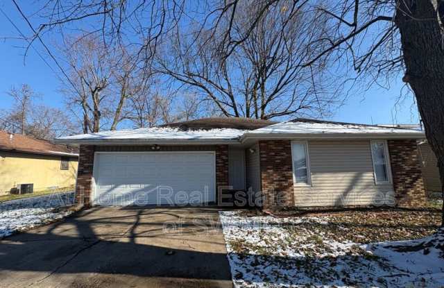 936 S Main - 936 South Main Avenue, Springfield, MO 65806