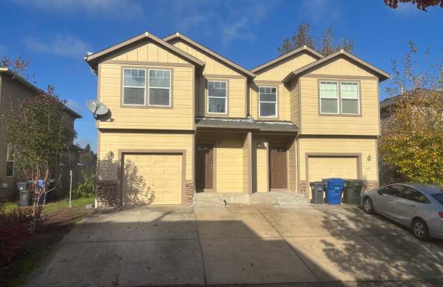 3 Bedroom 2.5 Bath Duplex photos photos