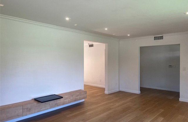 8706 Ardendale Avenue Gallery 3