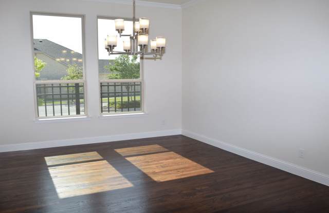 2110 Remington Dr Gallery 4