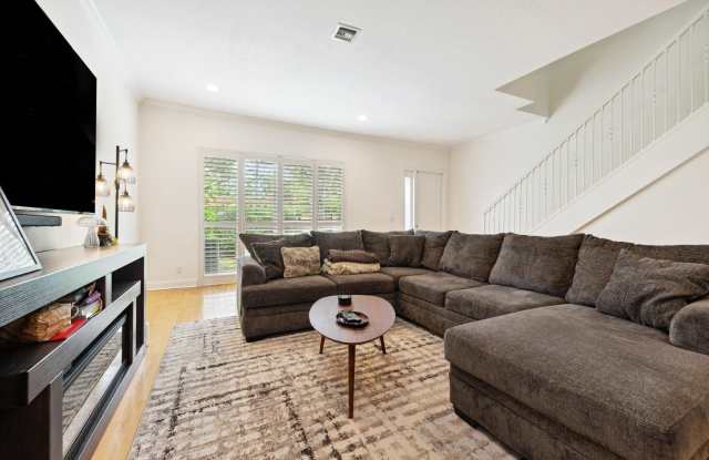 1416 NE 4th Court Gallery 4