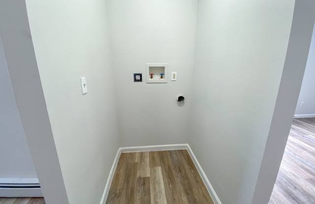 Gorgeous single-family home near Hartford Hospital Gallery 4