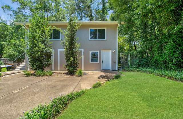 2208 Escambia Drive photos photos
