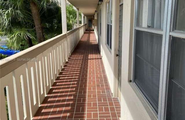 1903 Bermuda Cir photos photos