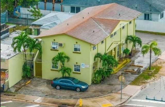 1500 NW 69th Ter photos photos