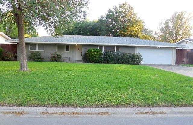 1213 Kerria Avenue photos photos