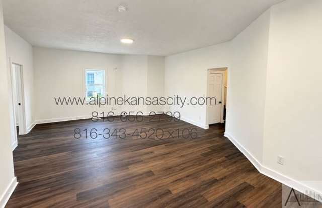 608 South Crysler Avenue Gallery 4