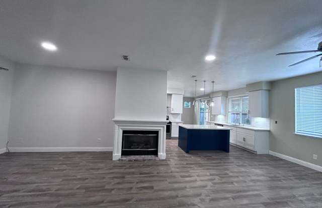 Gorgeous Four Bedroom Two Bathroom Home - Do Not Disturb Occupants Gallery 4