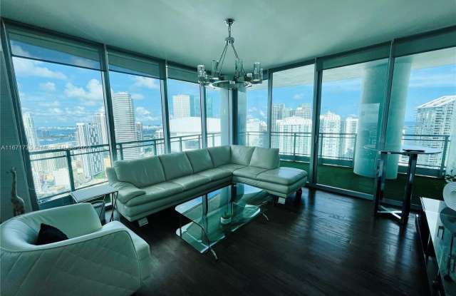 90 SW 3rd St photos photos