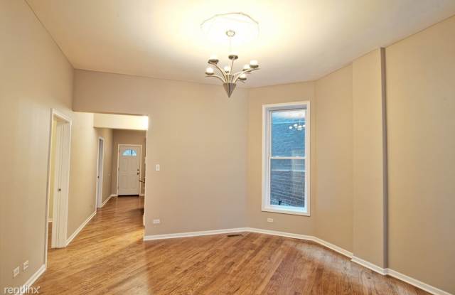 852 W Aldine Ave # 1 Gallery 3