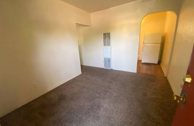FIRST MONTH FREE! - Cozy 1 Bedroom All Utilities Included! photos photos