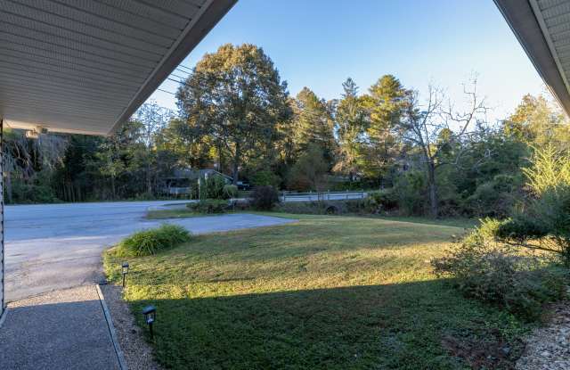 647 Gallimore Road - 1 Gallery 4