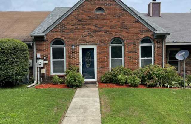 Charming 2 Bedroom, 2 Bath Home in Decatur, AL! photos photos