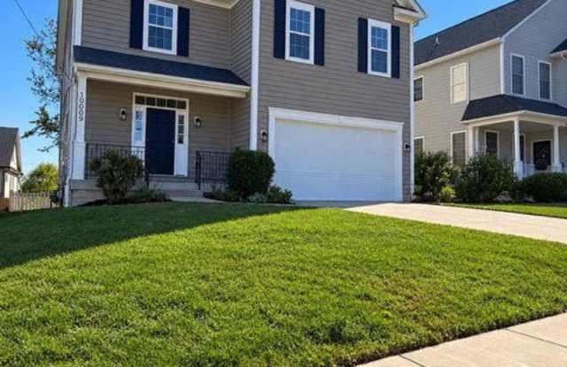 10009 DICKENS Avenue Gallery 1