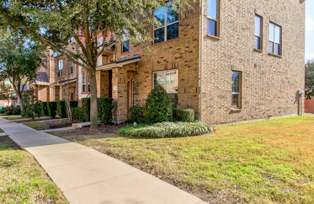 1802 English Lane - 1802 English Lane, Carrollton, TX 75006