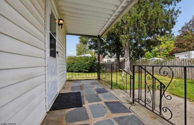 29 Gregory Dr Gallery 2