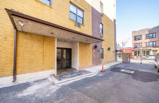 417 CENTRAL AVE - 417 Central Avenue, Jersey City, NJ 07307