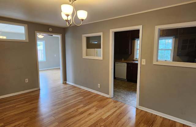 602 West Burlington Avenue photos photos