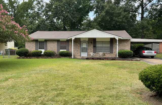 Classic Charm in an Established Neighborhood photos photos