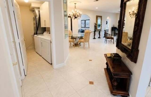7966 LAINA Lane Gallery 4