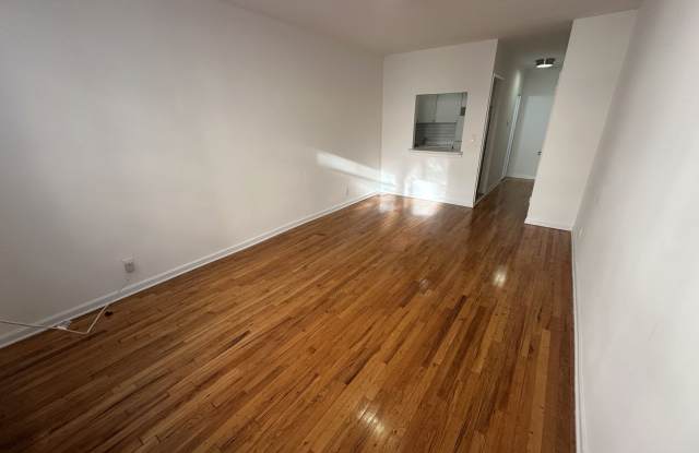 119 East 83rd Street photos photos