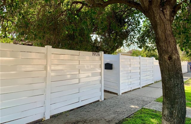 19126 Victory Boulevard - 19126 Victory Boulevard, Los Angeles, CA 91335