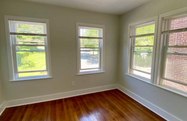 Great Newton  Location, Newly Updated Gallery 1