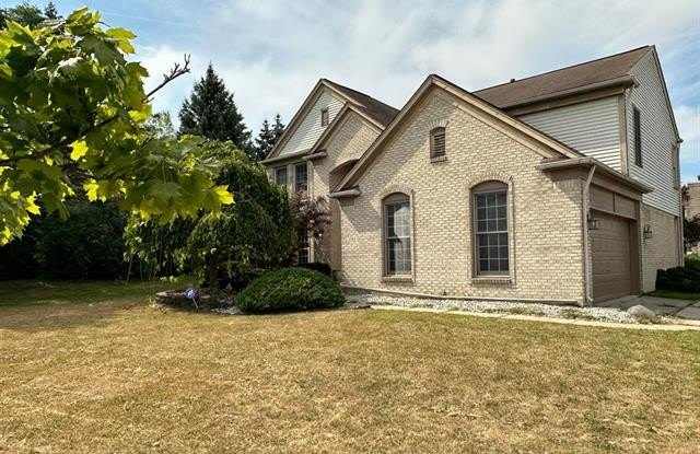 1792 BENTLEY - 1792 Bentley Court, Wayne County, MI 48188
