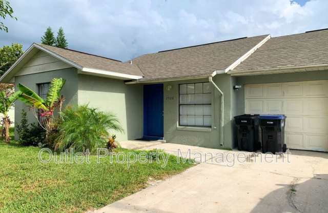 7528 University Garden Dr photos photos
