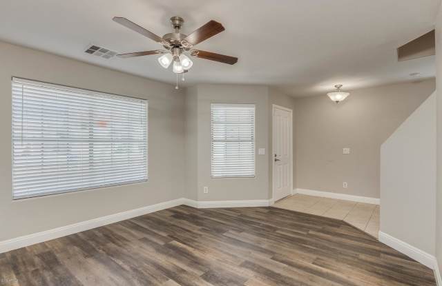 6881 W GOLDEN Lane Gallery 3
