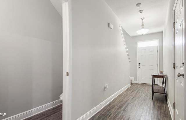 5840 Callaway Circle Gallery 4