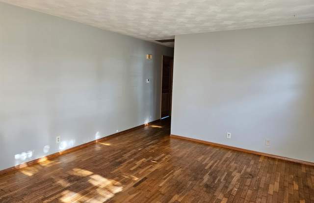 North Springfield 2 Bedroom Gallery 3