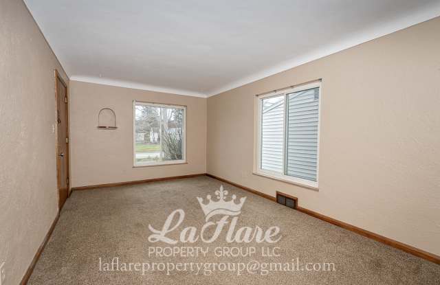 1612 Berdan Avenue - 2 Gallery 2