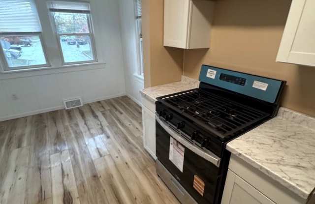 1165 TAMPA AVE photos photos