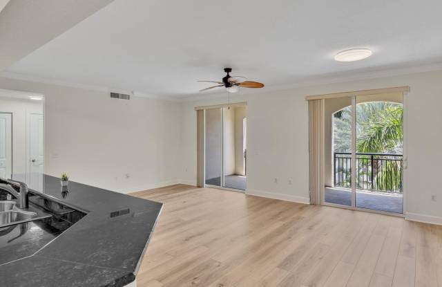 1405 RENAISSANCE Way Gallery 3