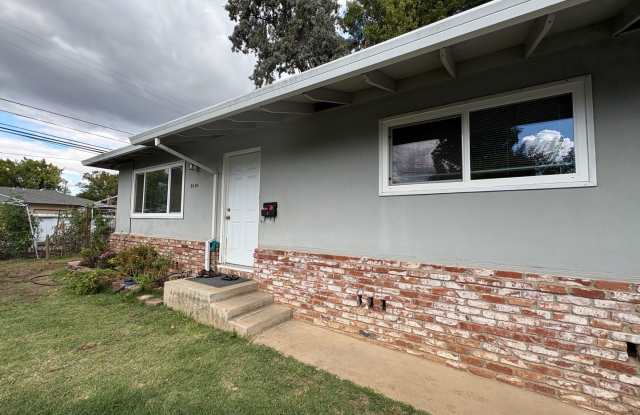 5404 Gibbons Dr - Carmichael 95608 - 5404 Gibbons Drive, Carmichael, CA 95608