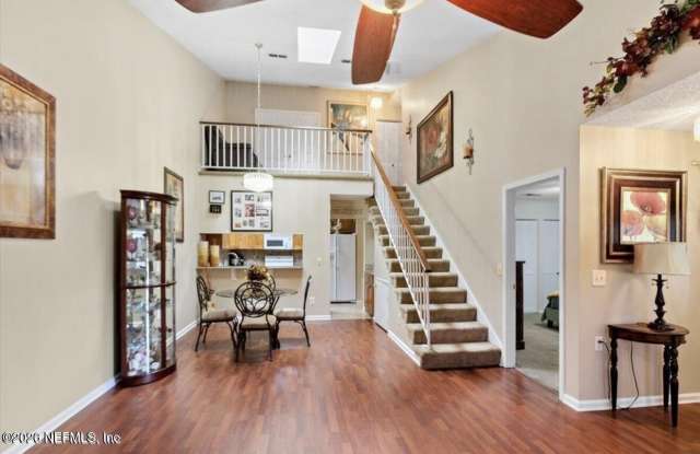 3801 CROWN POINT Road Gallery 4