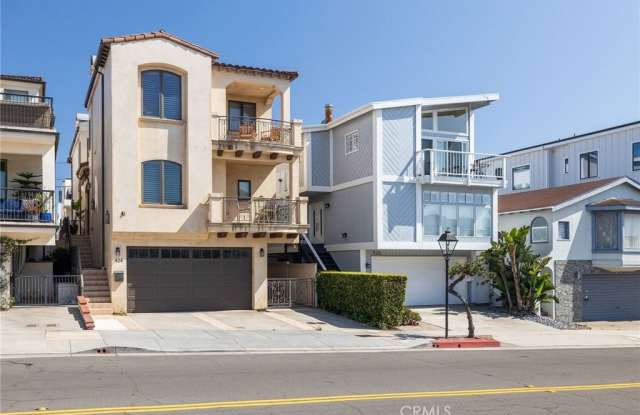 424 Marine Avenue Gallery 2