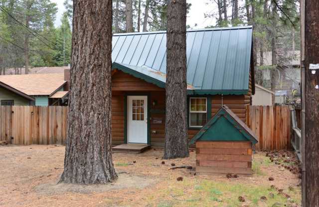 UNFURNISHED Quaint Cabin in Great Location - 3682 Alder Avenue, South Lake Tahoe, CA 96150