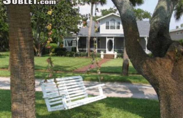 1121 Victoria Dr - 1121 Victoria Drive, Dunedin, FL 34698