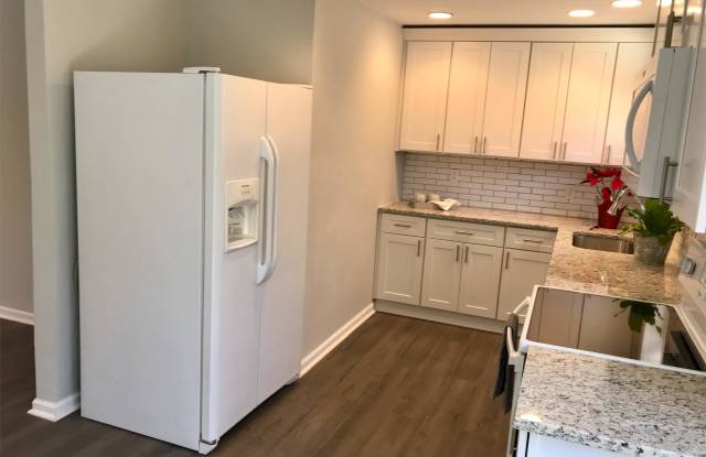 1251 Lakeview Drive Northwest Gallery 3