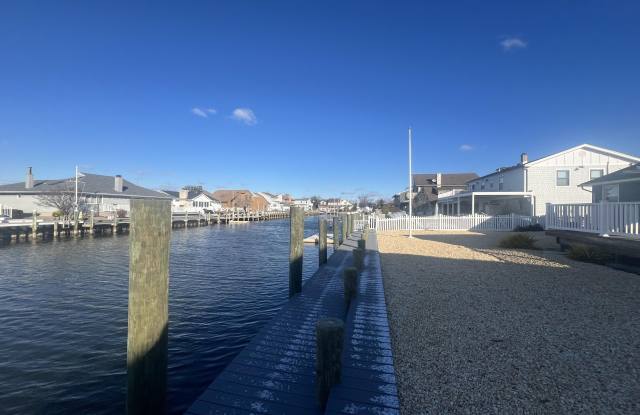 600 Baron Street - 600 Baron Street, Toms River, NJ 08753