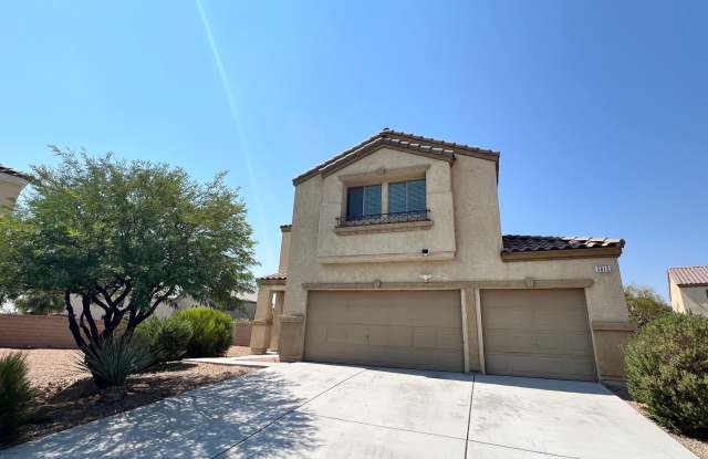 4 Bedroom home with large lot - 5813 Michael Dean Street, North Las Vegas, NV 89081