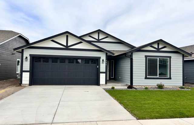 Stunning 4 Bed, 2 Bath Rancher in Spokane Valley! photos photos