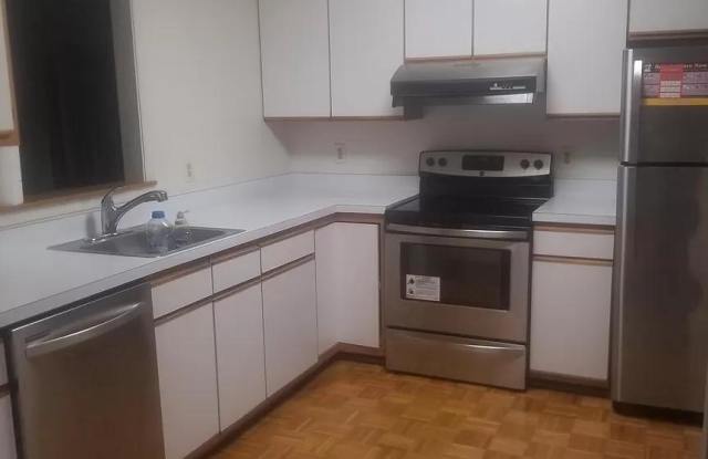 3313 SEAPORT WAY Gallery 2