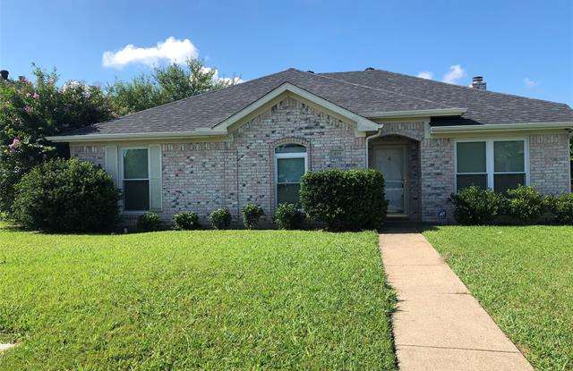 409 Chestnut Lane - 409 Chestnut Lane, DeSoto, TX 75115